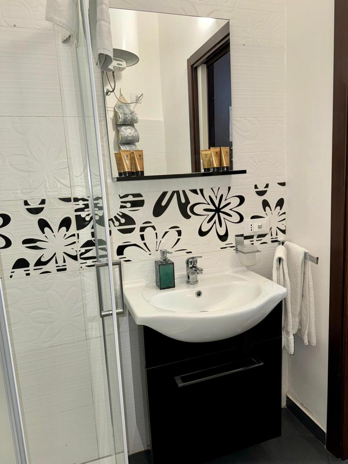 La Magione Apartment Palermo Luaran gambar