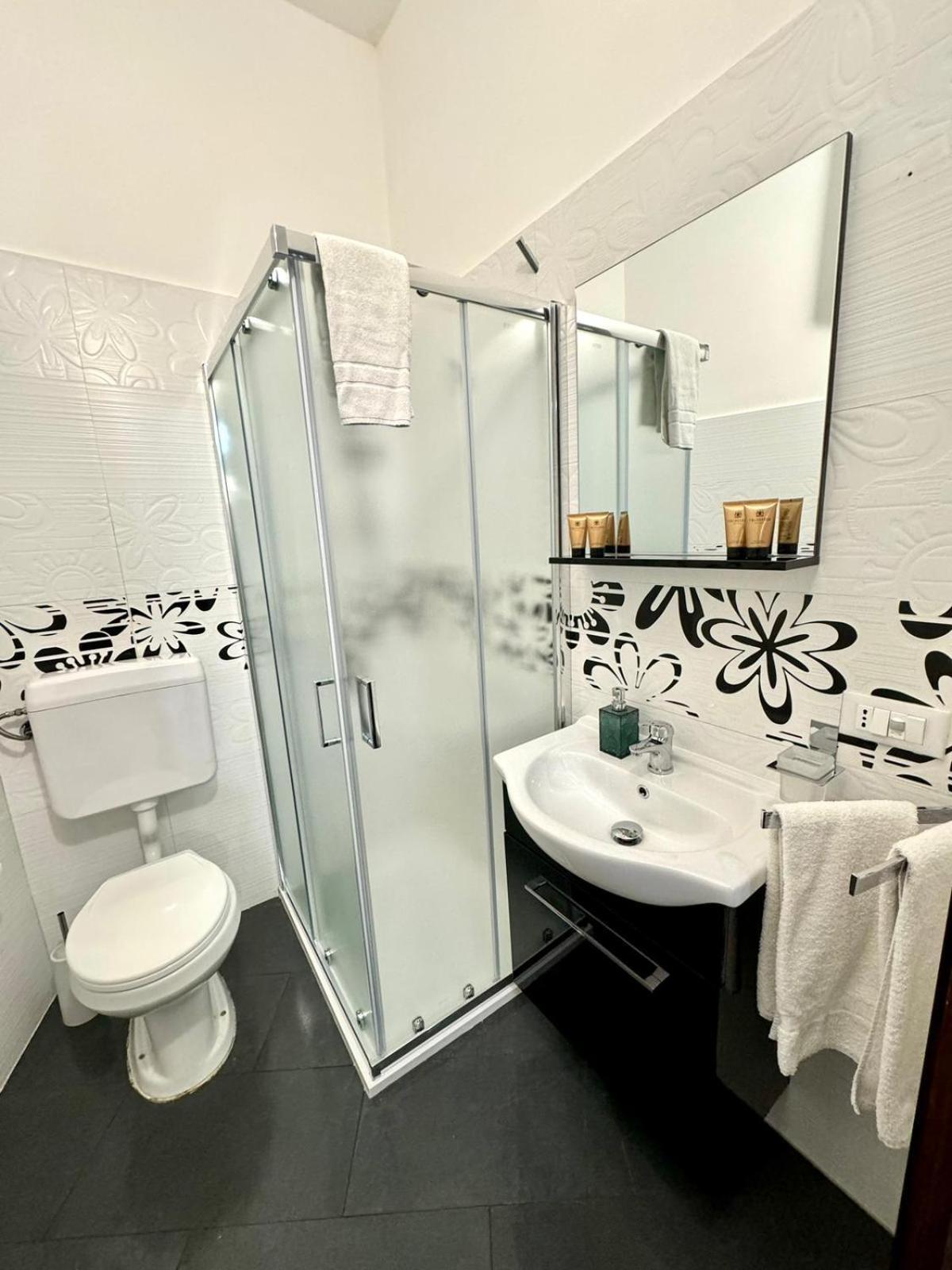 La Magione Apartment Palermo Luaran gambar