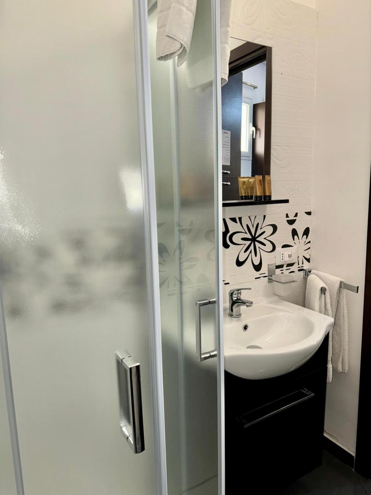 La Magione Apartment Palermo Luaran gambar